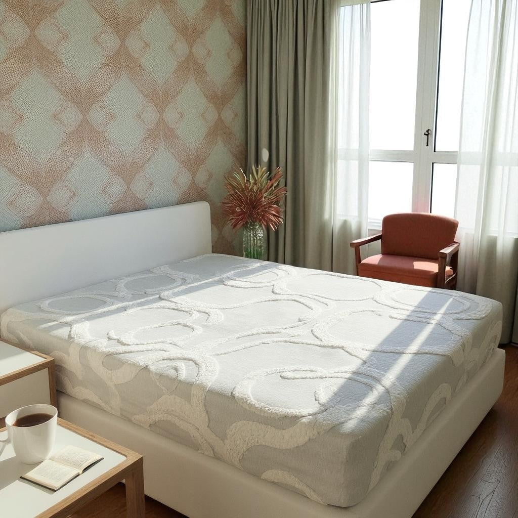 White Cotton Tufted Bedspread