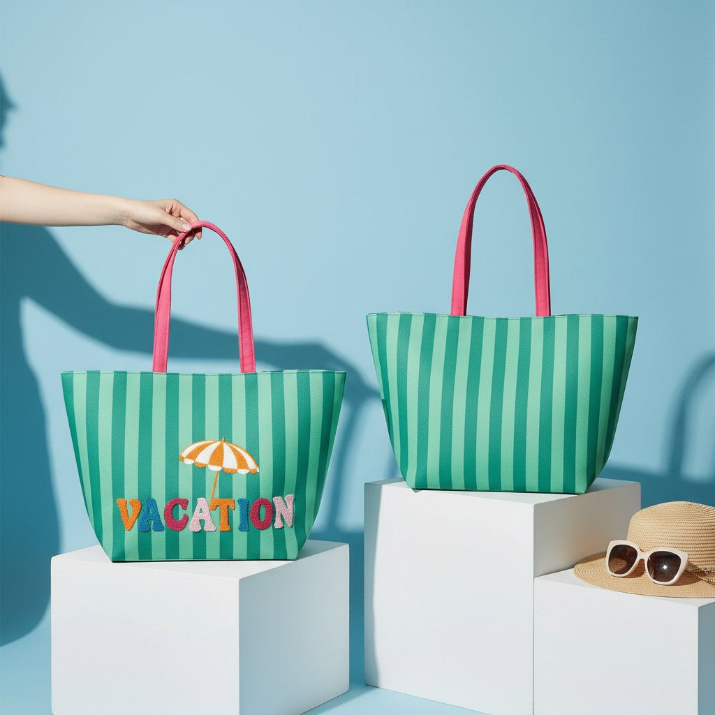 Long Weekend Tote in Palm Green