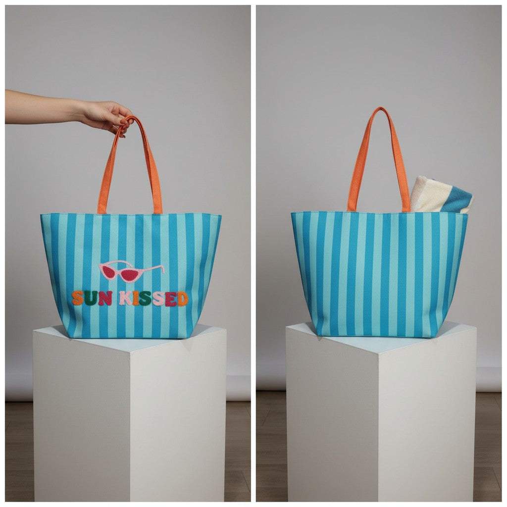 Long Weekend Tote in Riviera Blue